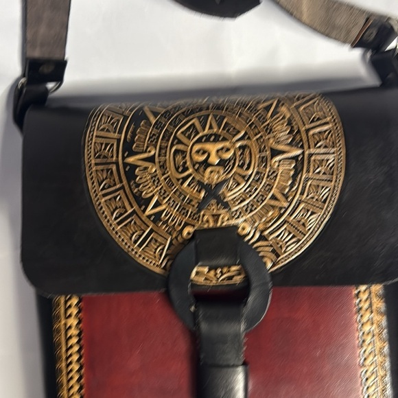 Handmade Crossbody bag. Black/Tan/Red Aztec design. Hard shell tooled. DA013 - Picture 3 of 9